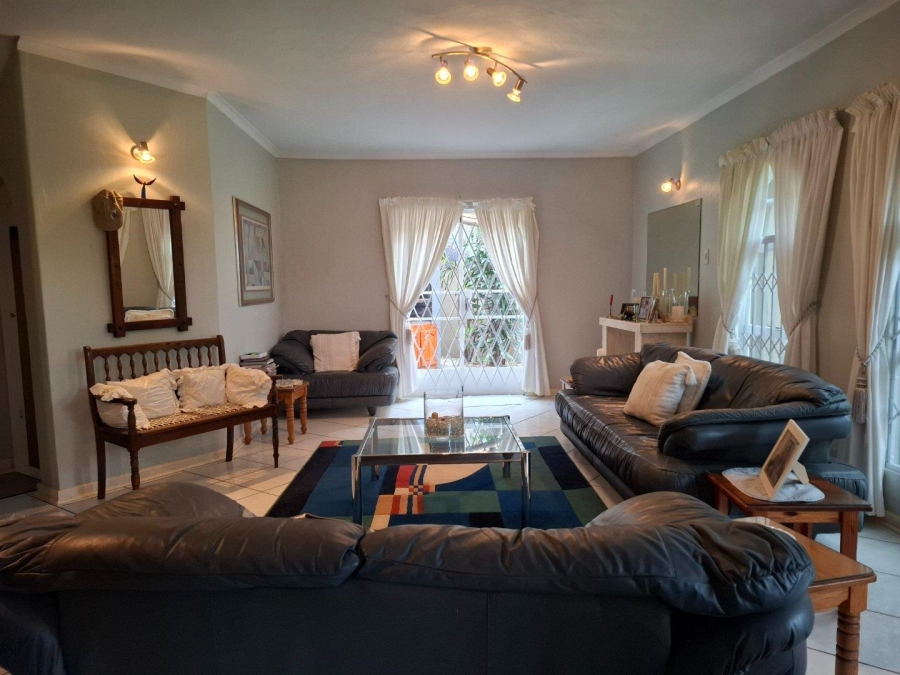 4 Bedroom Property for Sale in Wavecrest Eastern Cape